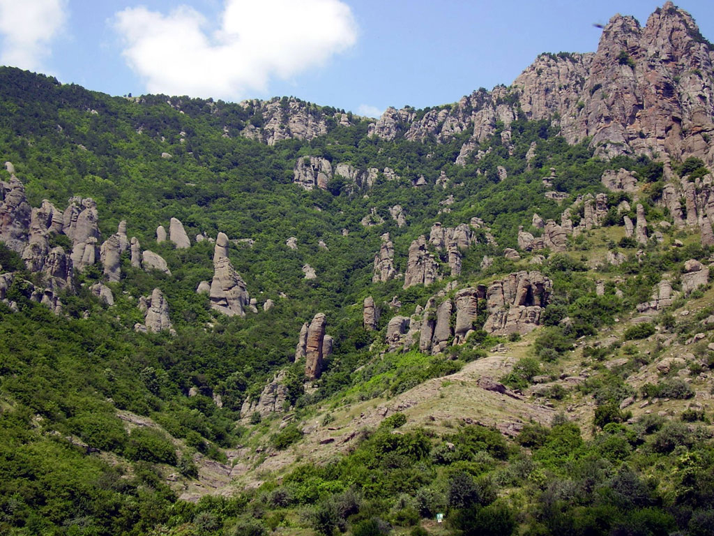 Долина приведений в Крыму